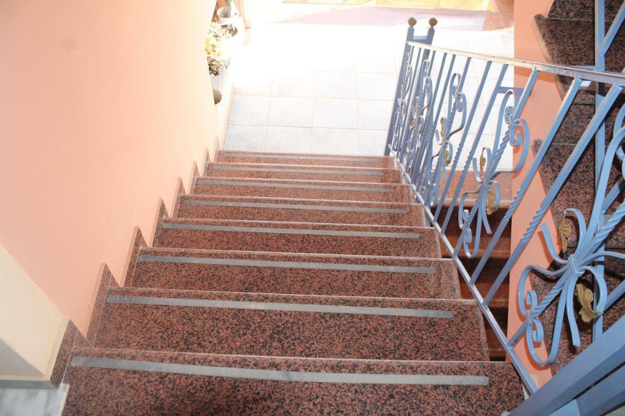 Victoria'S Apartments Dilináta المظهر الخارجي الصورة