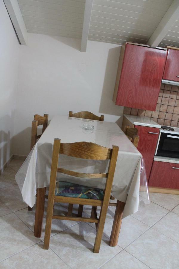 Victoria'S Apartments Dilináta المظهر الخارجي الصورة